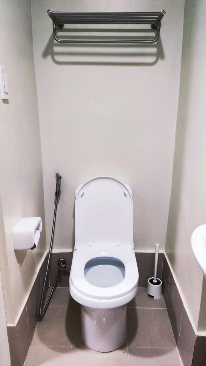 Cozynest Rentals At Brenthill Condominium バギオ エクステリア 写真