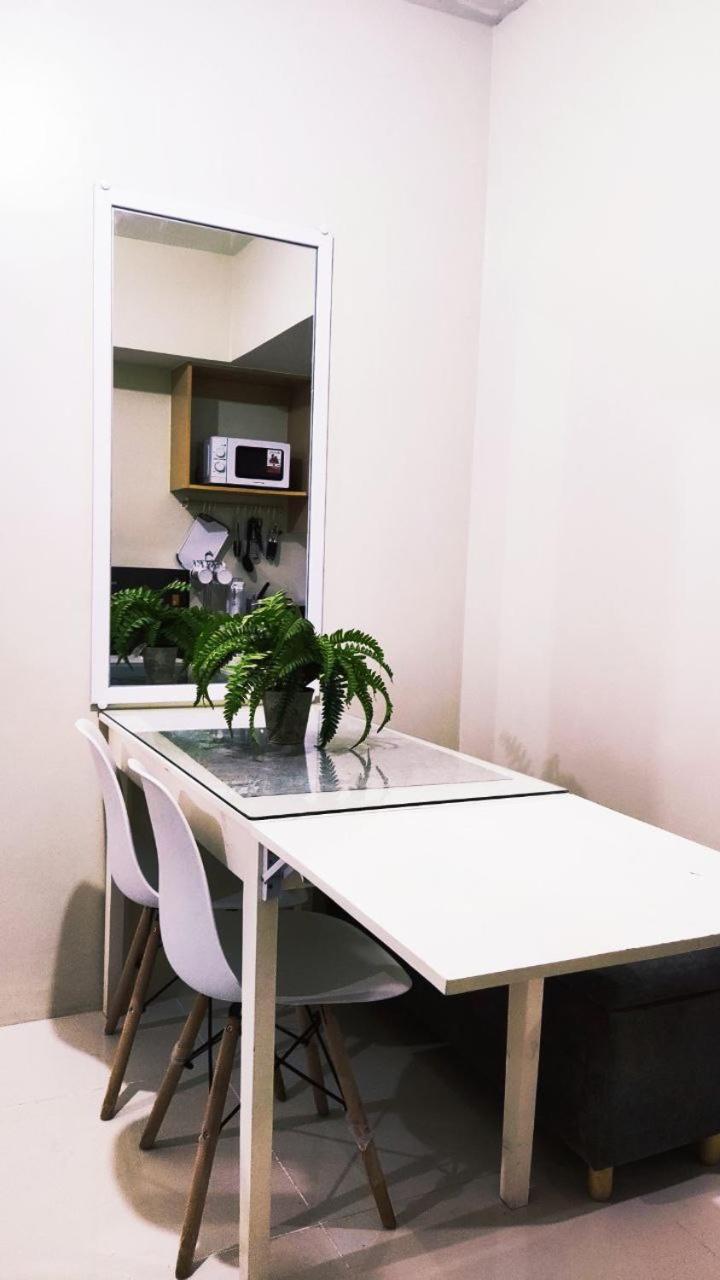 Cozynest Rentals At Brenthill Condominium バギオ エクステリア 写真