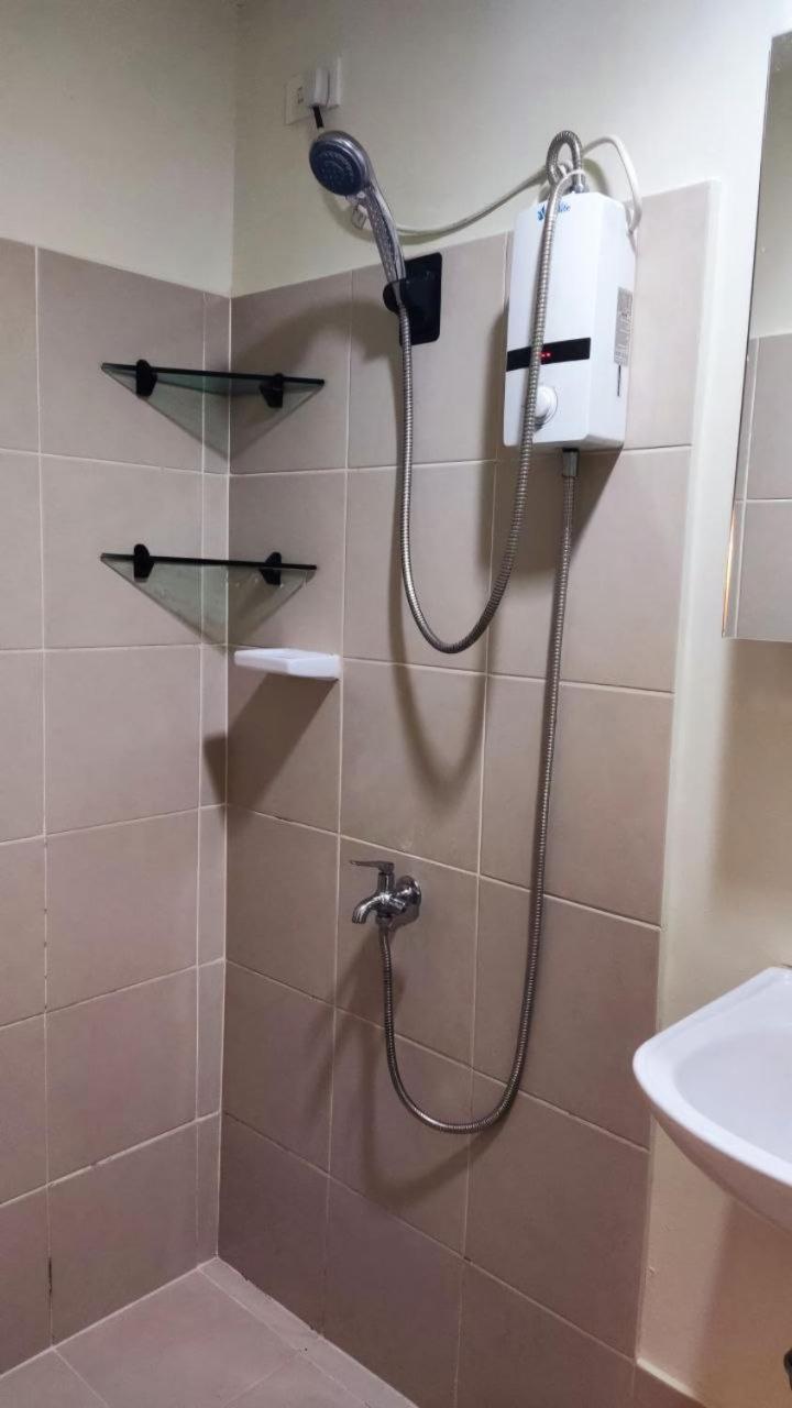 Cozynest Rentals At Brenthill Condominium バギオ エクステリア 写真